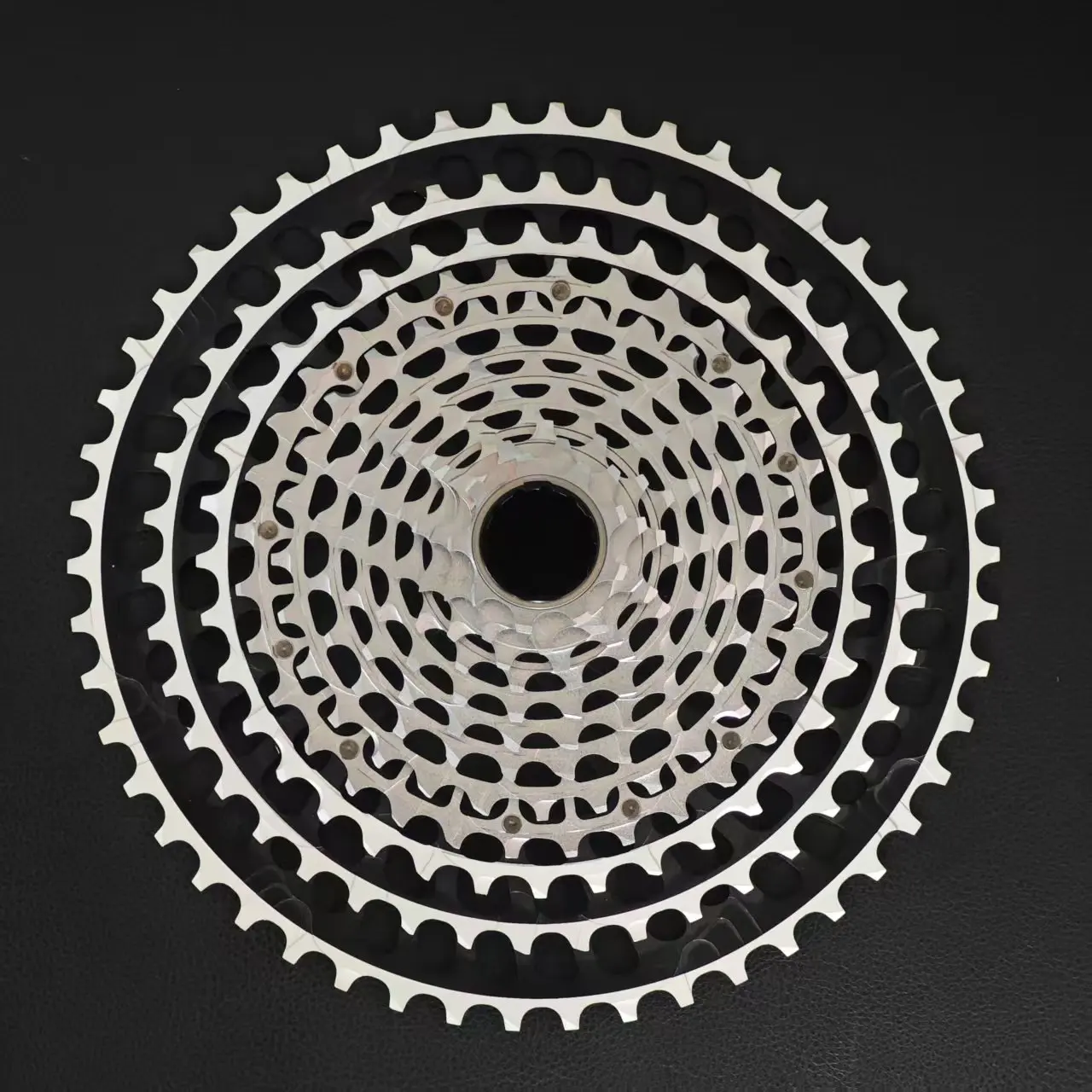GOLDIX 12 スピード超軽量 MTB カセット HG  - Cassette 11 Speed のレビューと価格